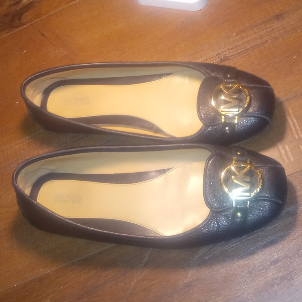 Michael Kors - Women's 9.5 M Black Leather Flats Slip on Loafers